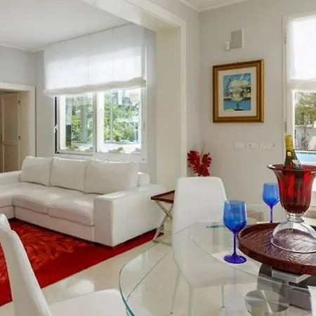 Villa With Private Pool 200 Meters From The Sea! Marina Di Pietrasanta - Forte Dei Marmi *