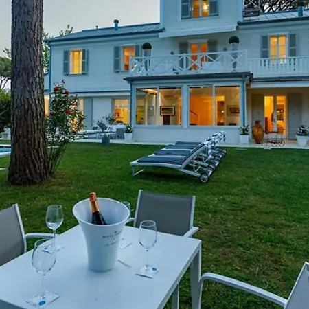Villa With Private Pool 200 Meters From The Sea! Marina Di Pietrasanta - Forte Dei Marmi