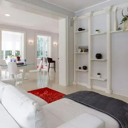 Apartment Villa With Private Pool 200 Meters From The Sea! Marina Di Pietrasanta - Forte Dei Marmi Marina di Pietrasanta