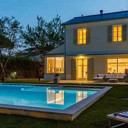 Villa With Private Pool 200 Meters From The Sea! Marina Di Pietrasanta - Forte Dei Marmi